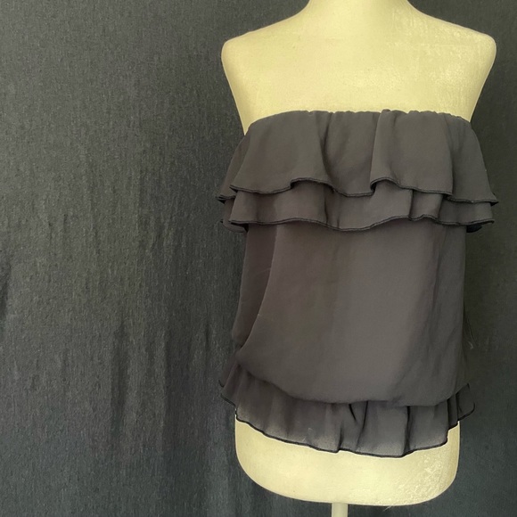 Strapless Ruffle Blouse - Picture 1 of 4